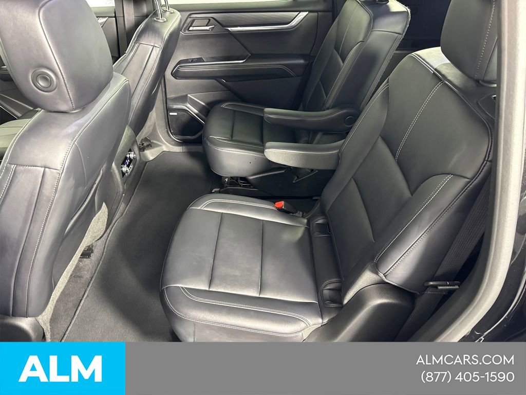 2024 GMC Acadia Elevation