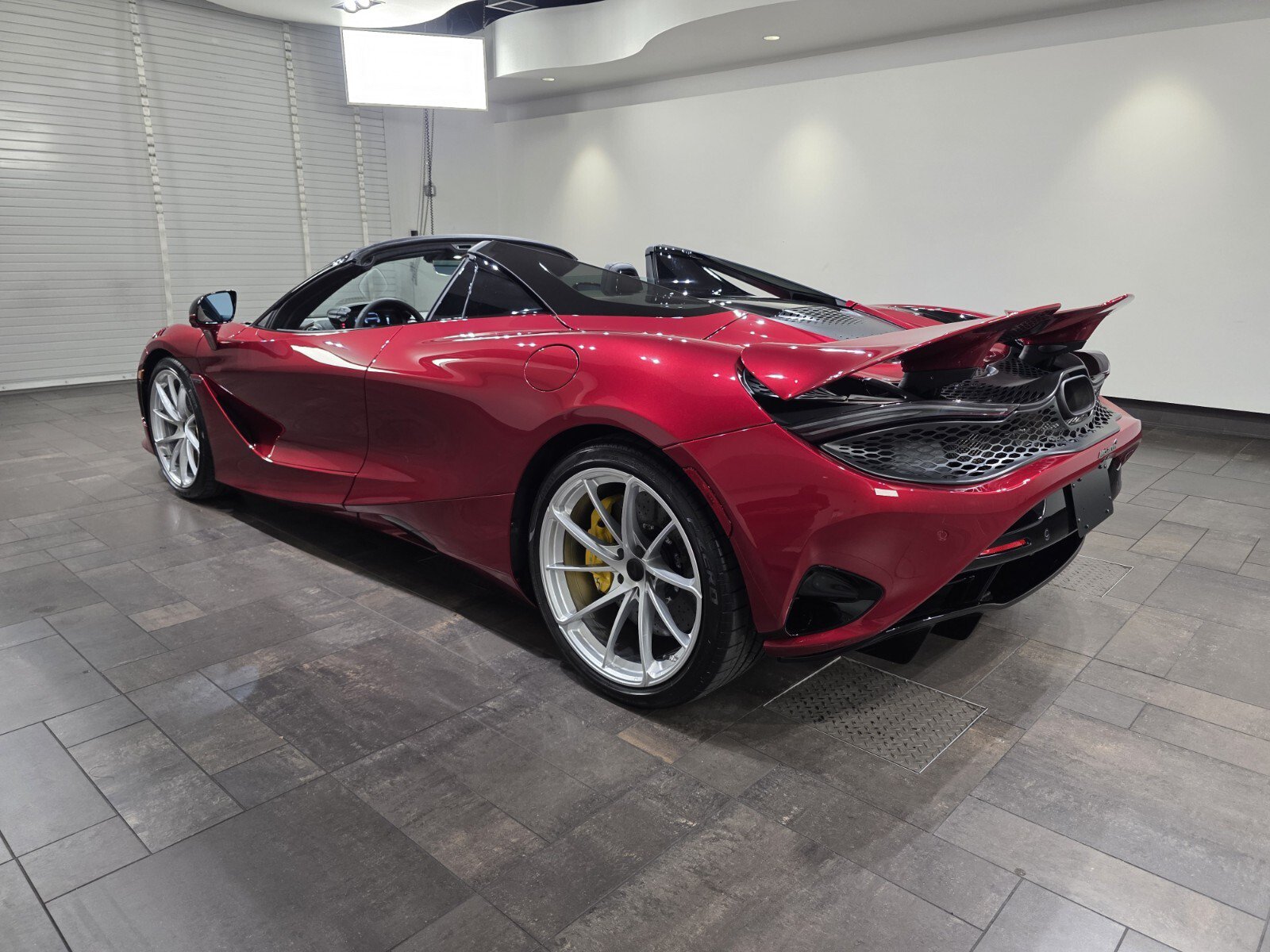 New 2027 McLaren 750S Spider 4