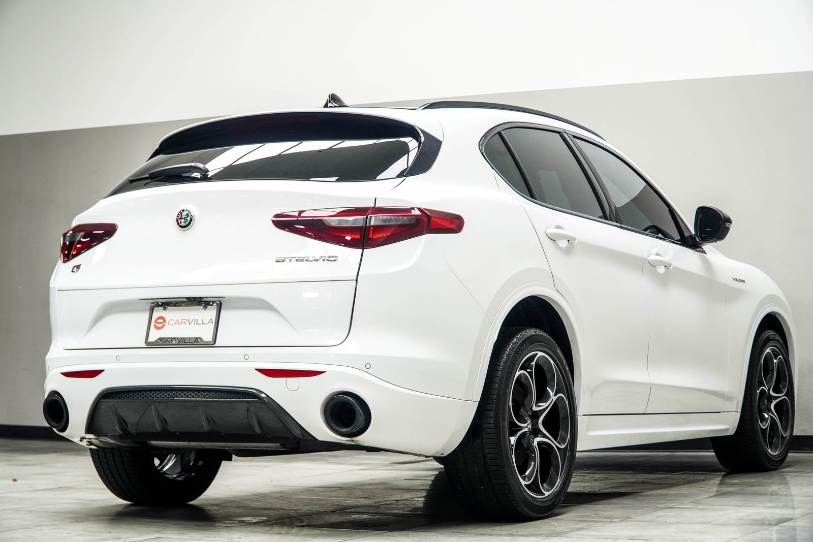 2023 Alfa Romeo Stelvio Veloce