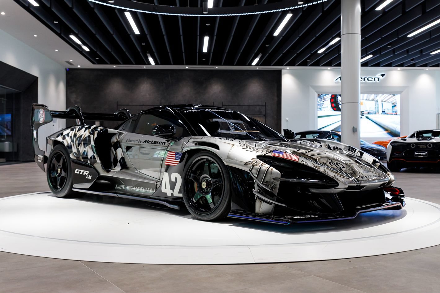 Used 2020 McLaren Senna photo 87