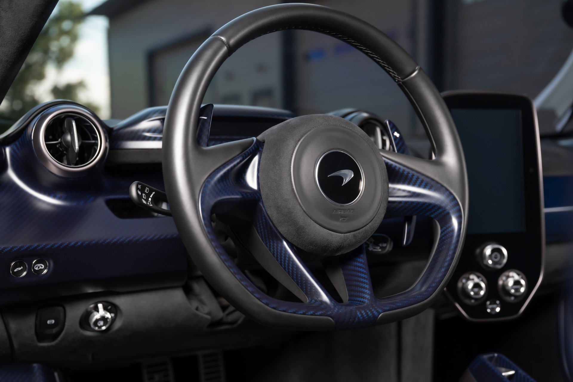 Used 2019 McLaren Senna photo 30