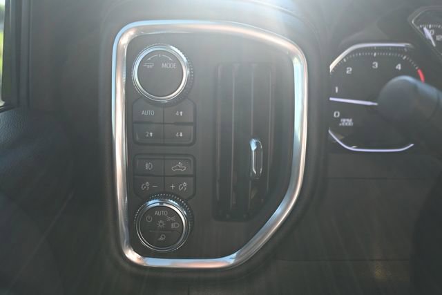 2022 GMC Sierra 3500 SLT