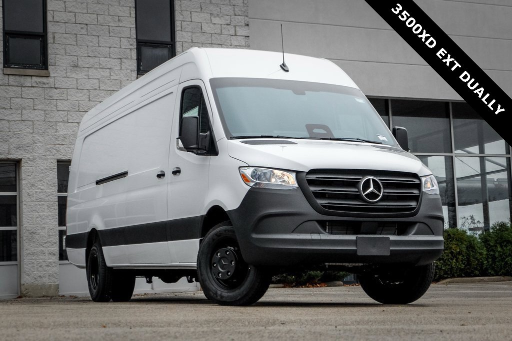 2025 Mercedes-Benz Sprinter 3500XD