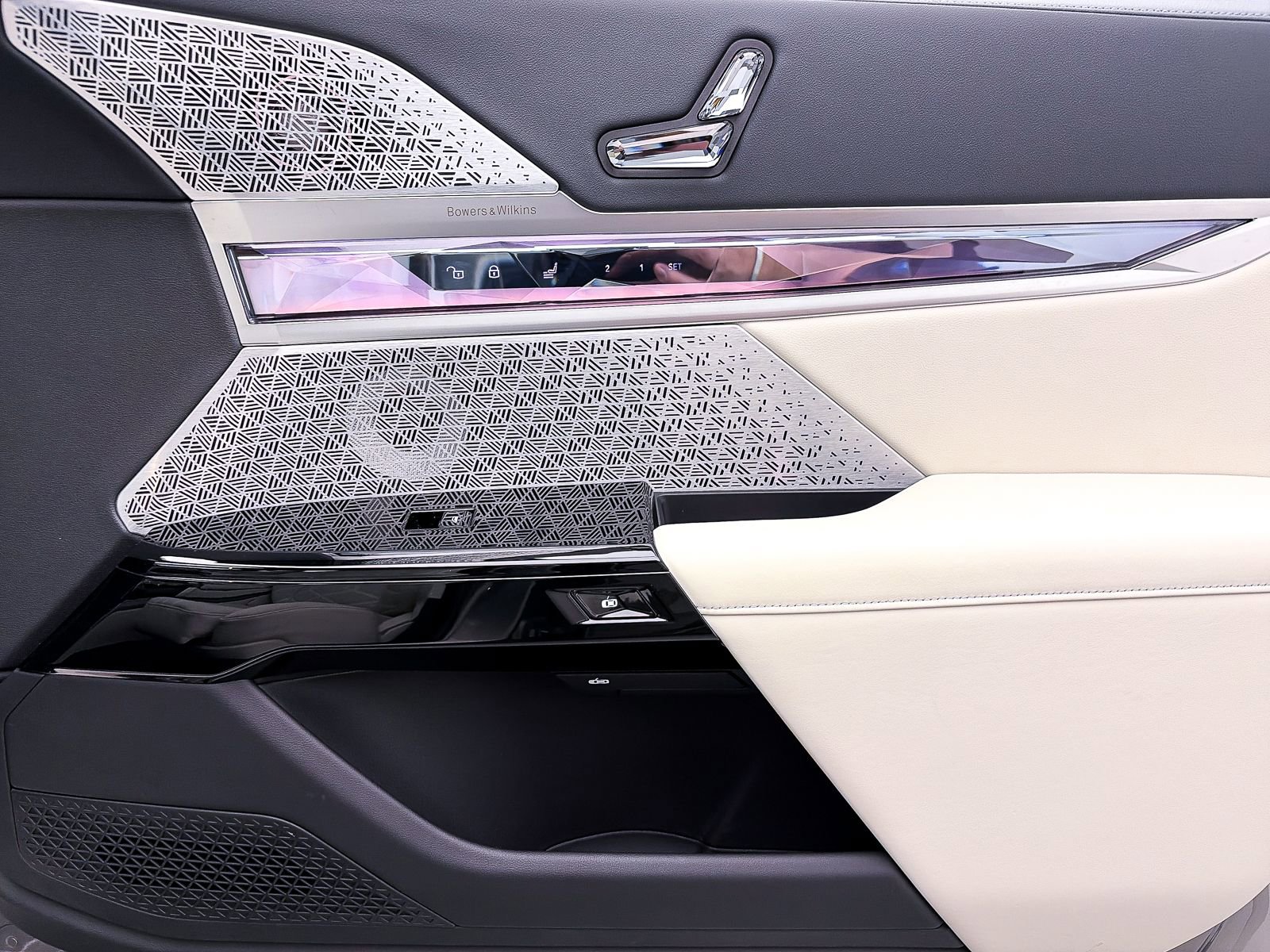 2024 BMW 760i xDrive