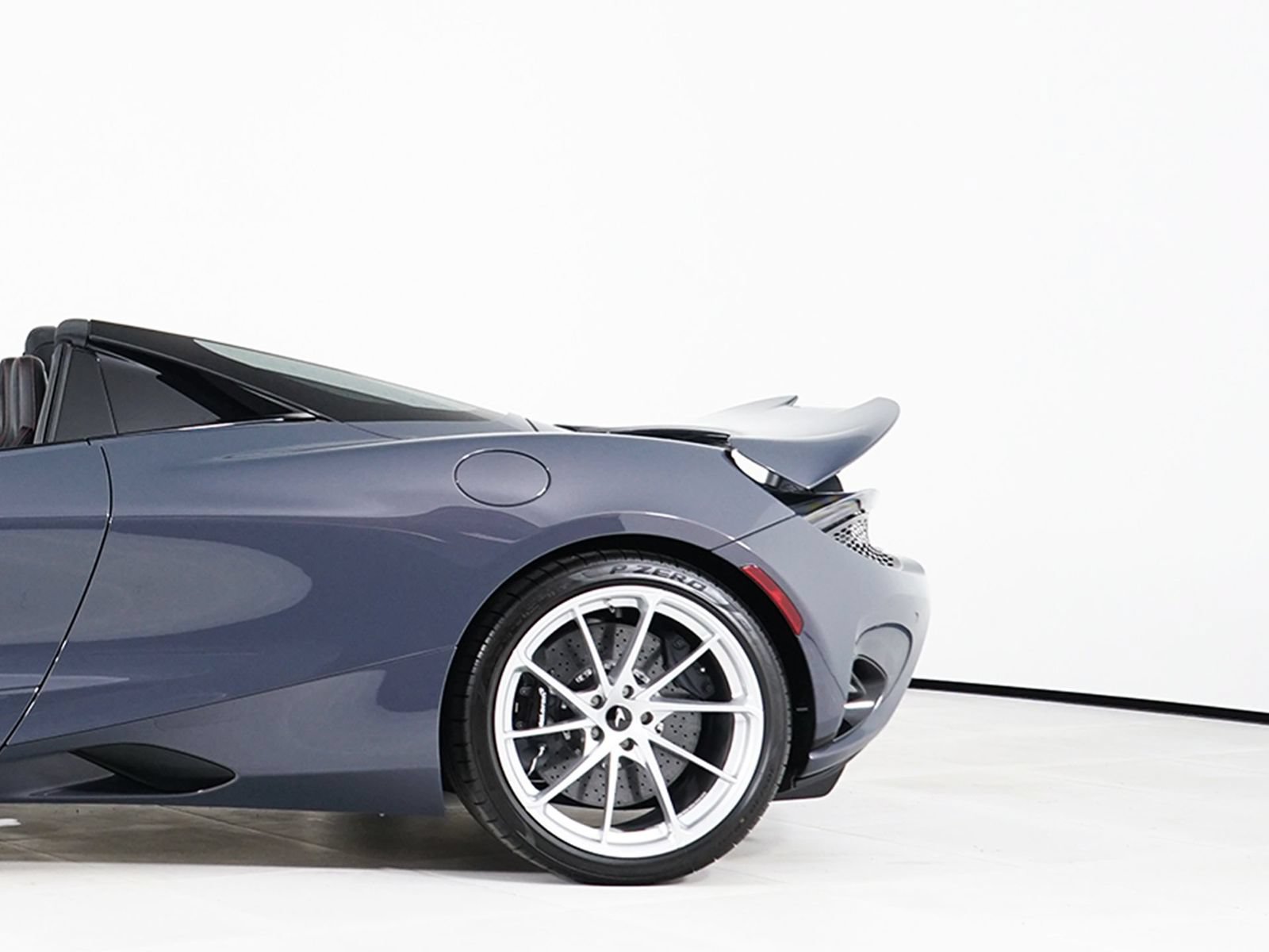 Used 2026 McLaren 750S Spider photo 14