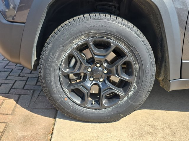 2022 Jeep Cherokee Trailhawk