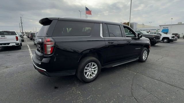 2023 Chevrolet Suburban LT