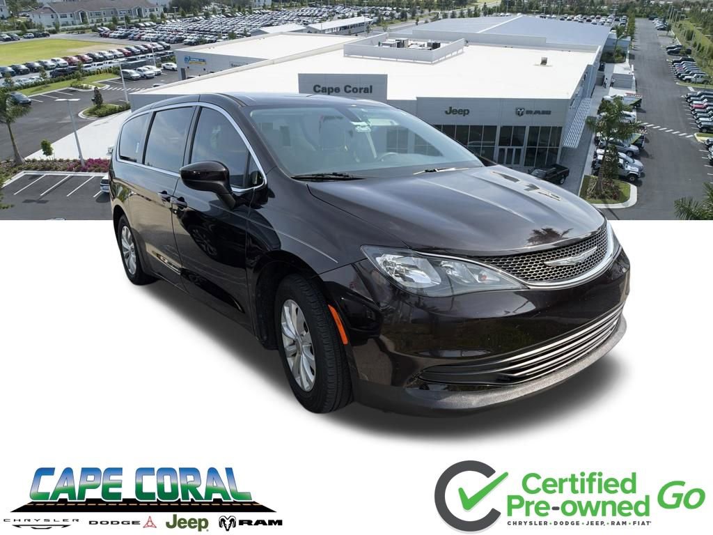 Certified 2017 Chrysler Pacifica Touring w/ Tire & Wheel Group