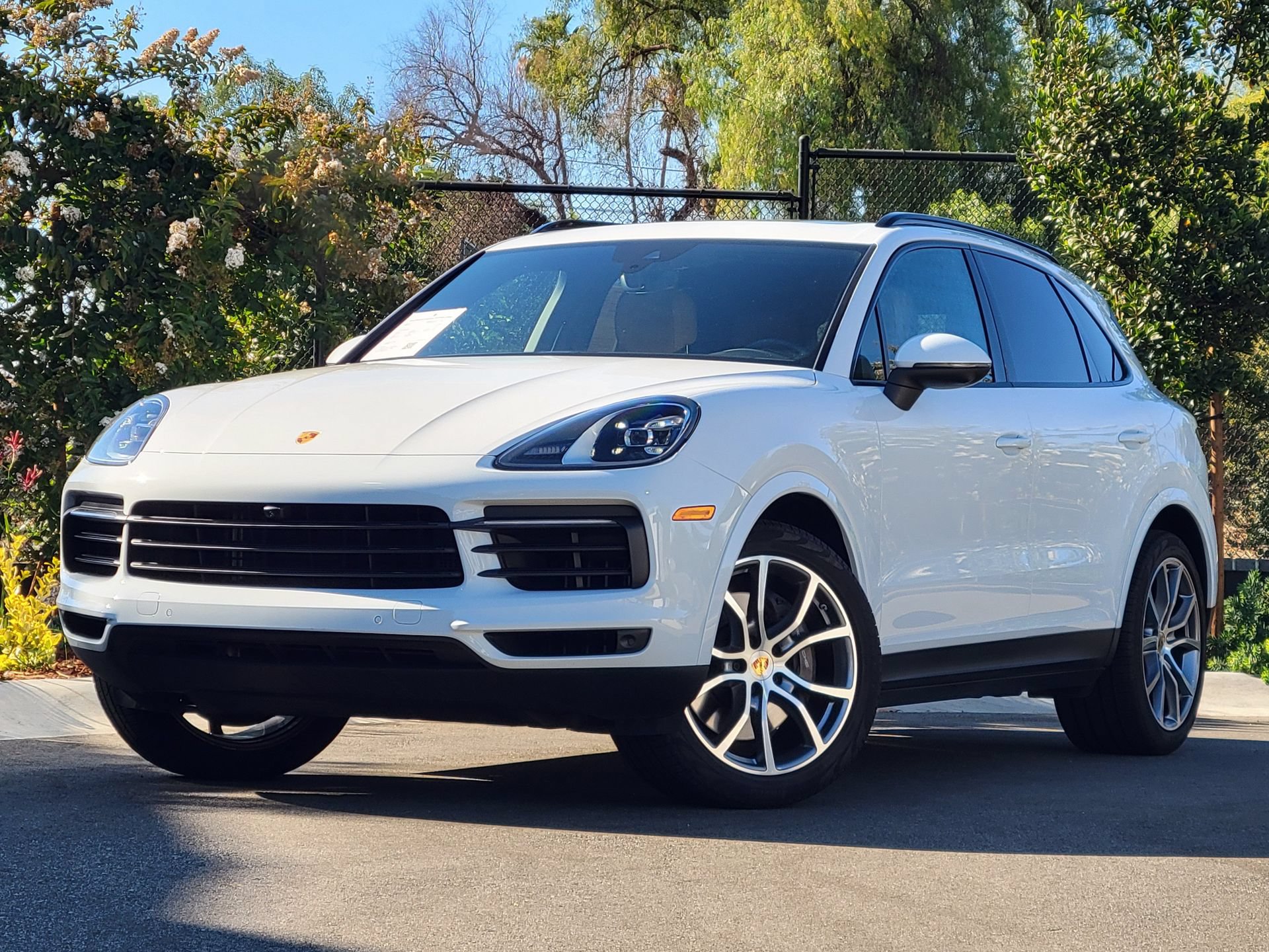 Certified 2022 Porsche Cayenne Platinum Edition