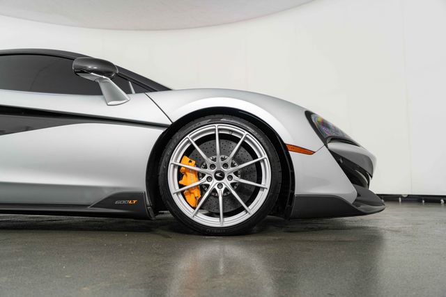 Used 2019 McLaren 600LT photo 11