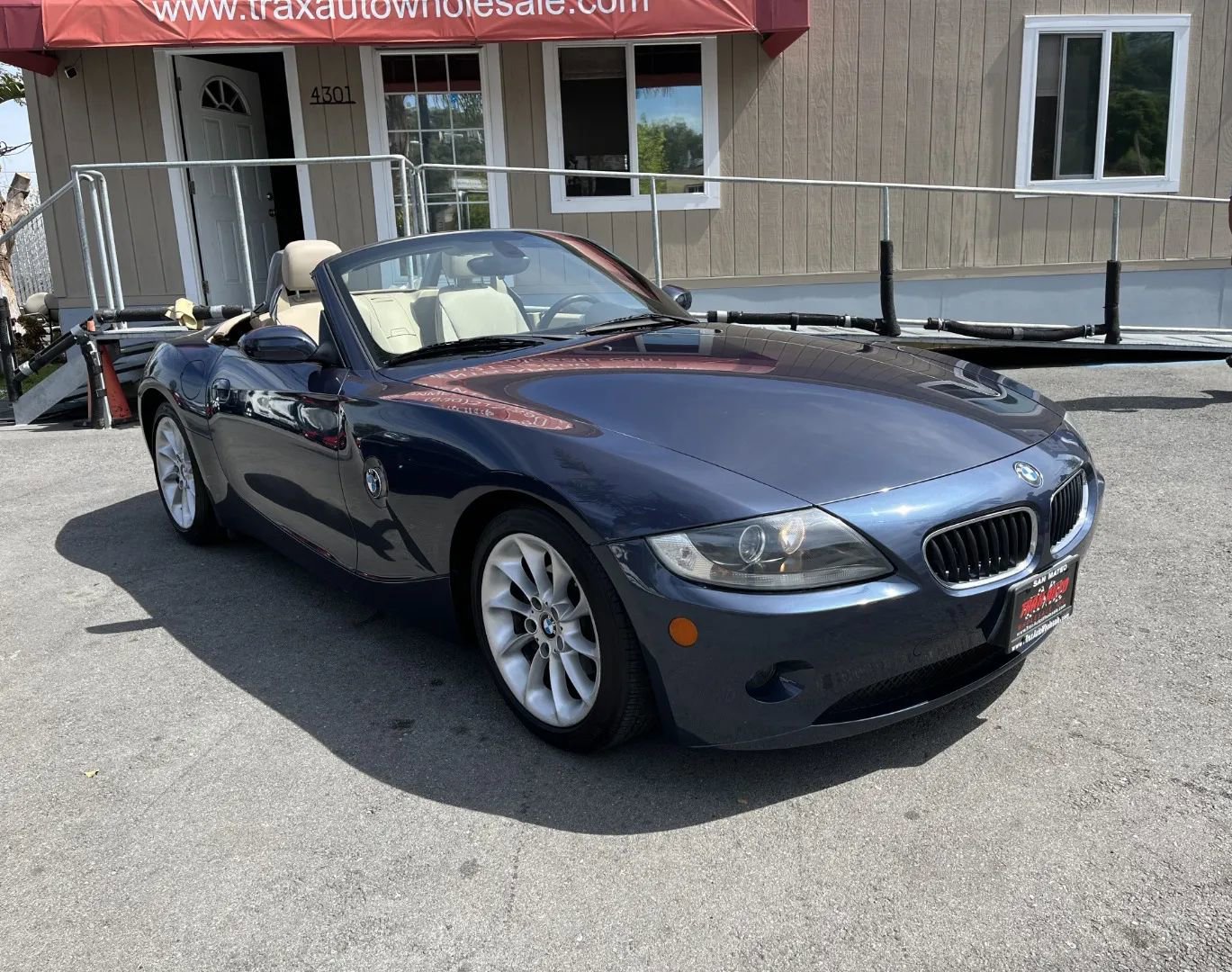 Used 2005 BMW Z4 2.5i