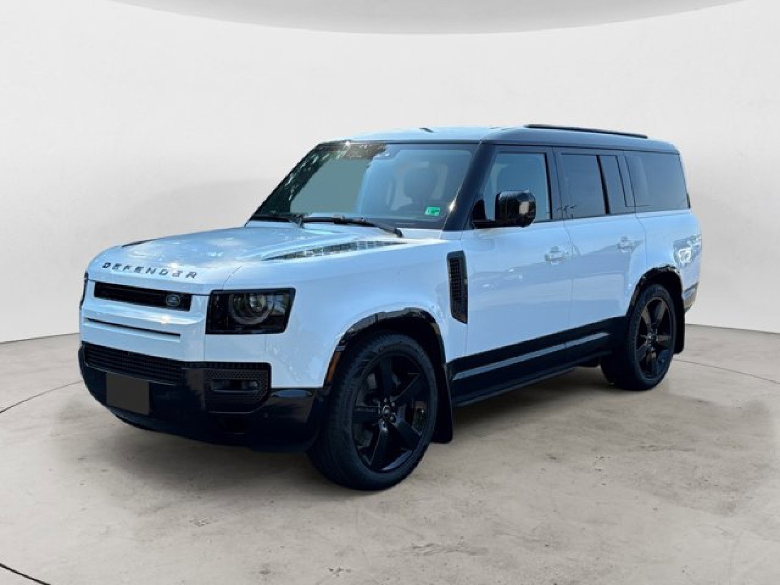 Used 2025 Land Rover Defender 130 X-Dynamic SE