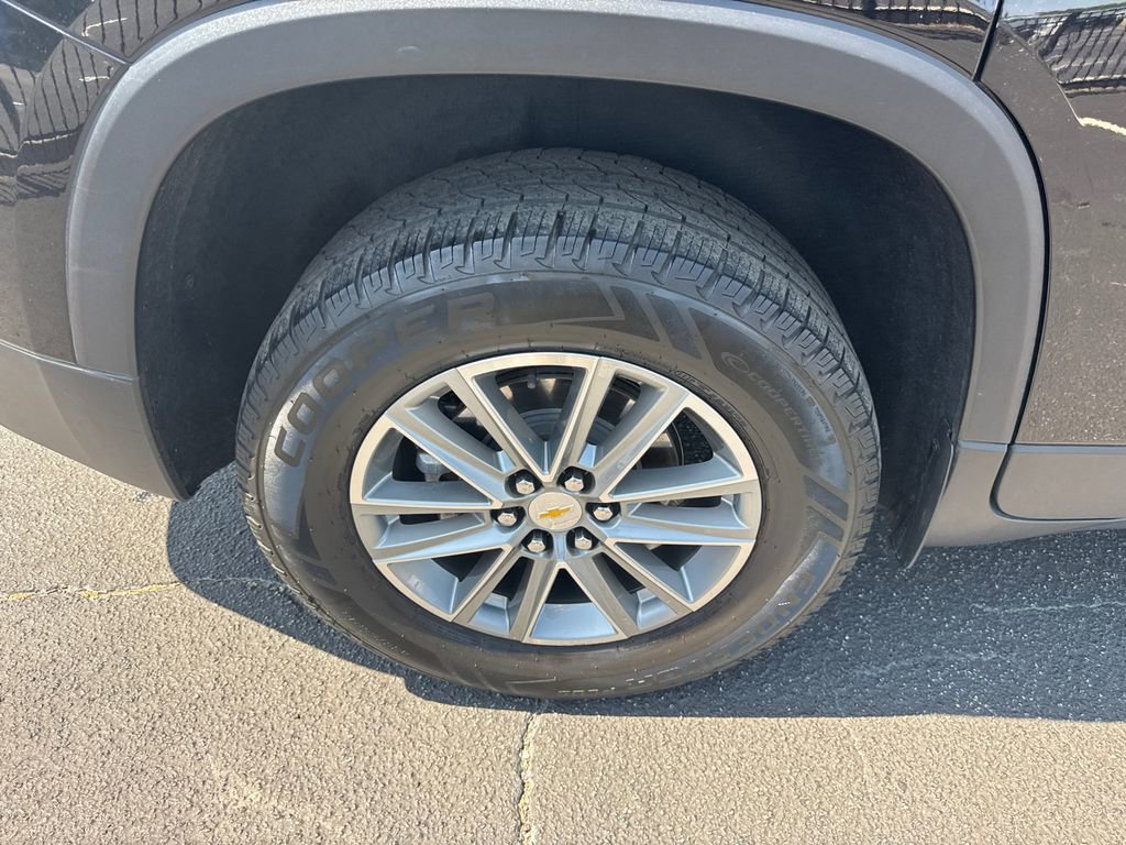 2023 Chevrolet Traverse LT