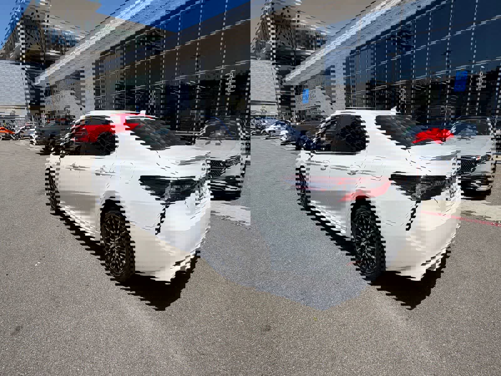 2023 Toyota Camry SE