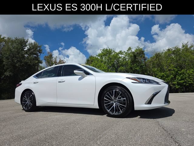 Used 2025 Lexus ES 300h w/ Premium Package