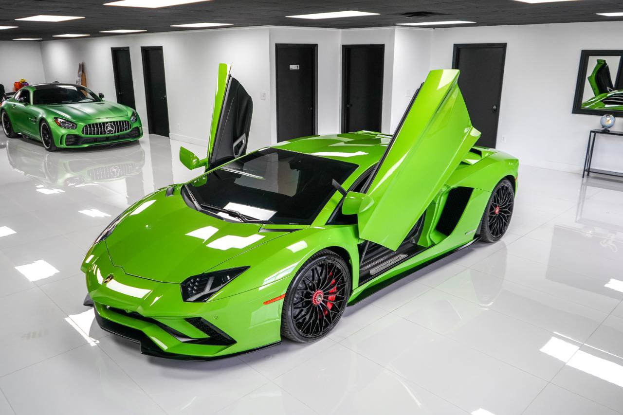 Used 2018 Lamborghini Aventador S