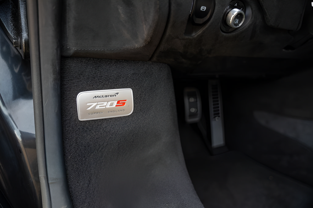 Used 2022 McLaren 720S Spider photo 42