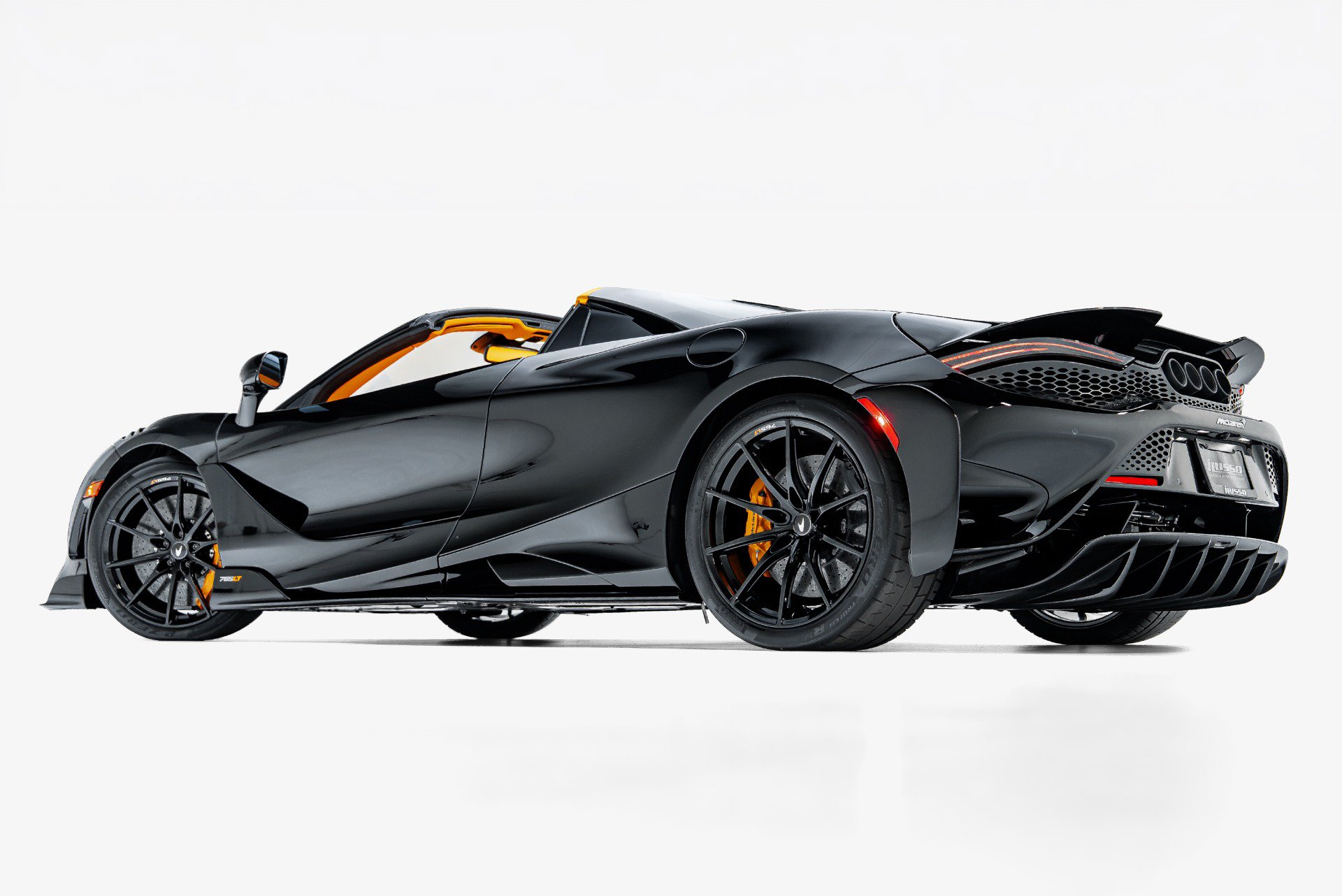 Used 2022 McLaren 765LT photo 16