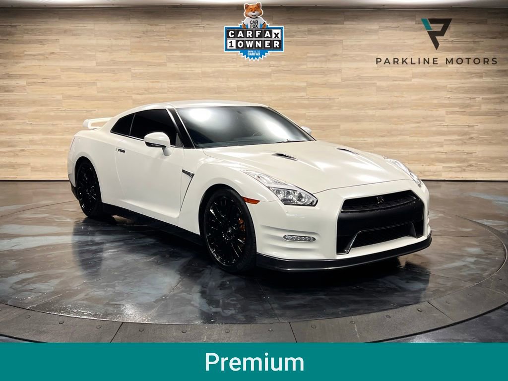 Used 2016 Nissan GT-R Premium