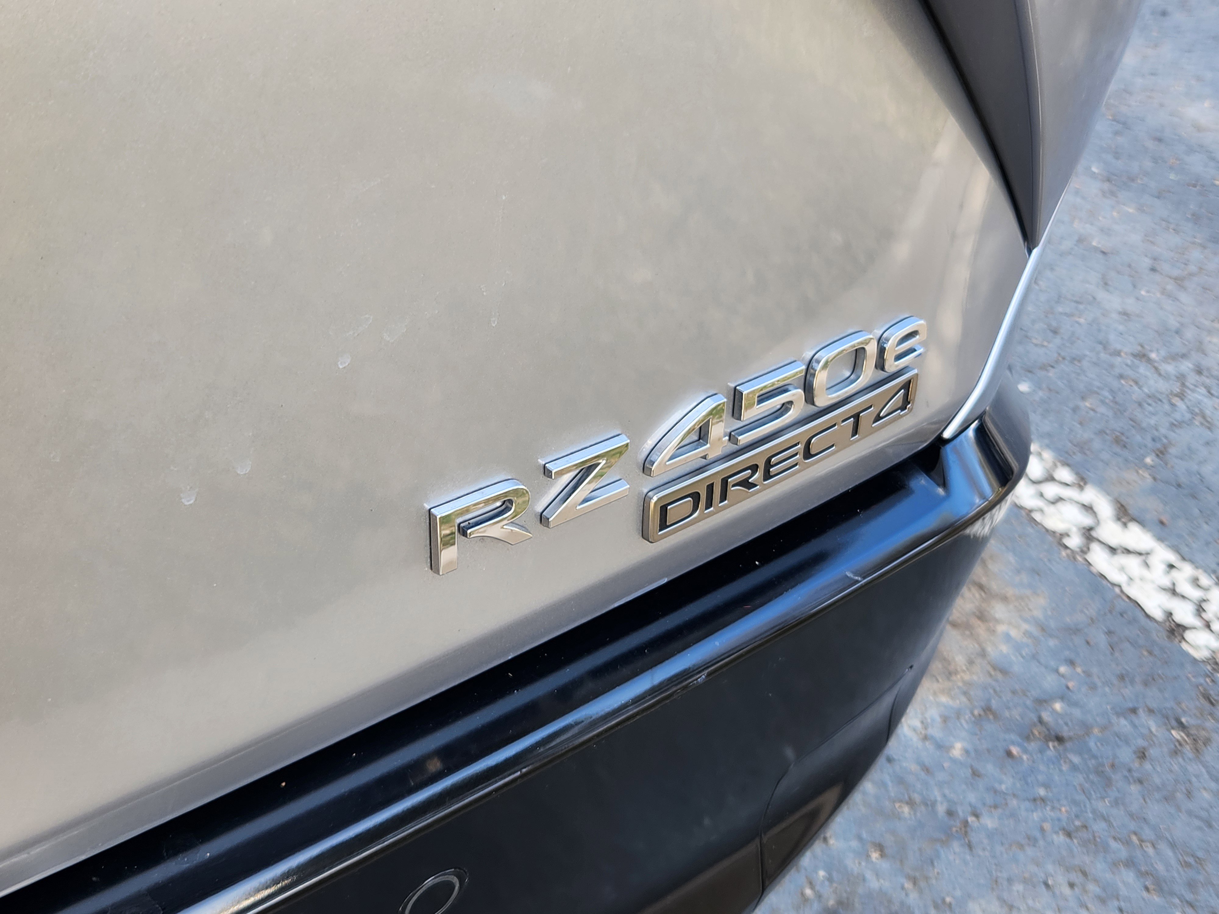 2024 Lexus RZ 450e Premium