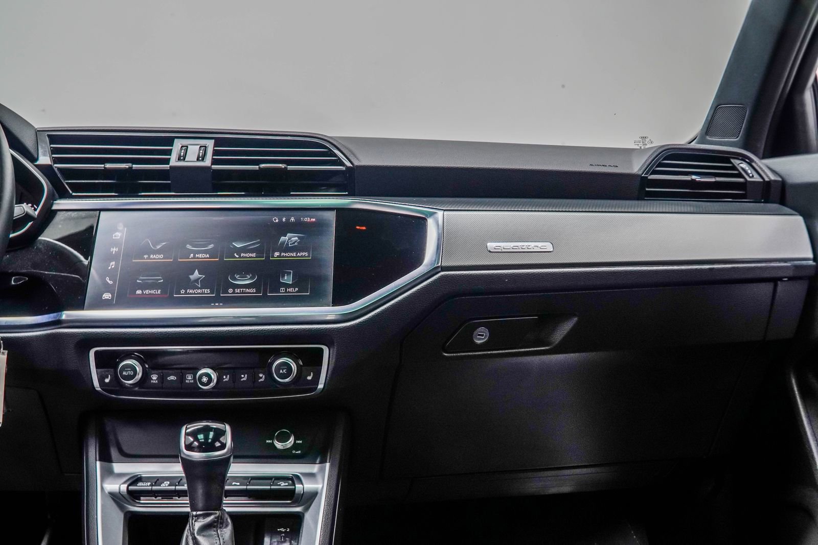 2025 Audi Q3 2.0T Premium