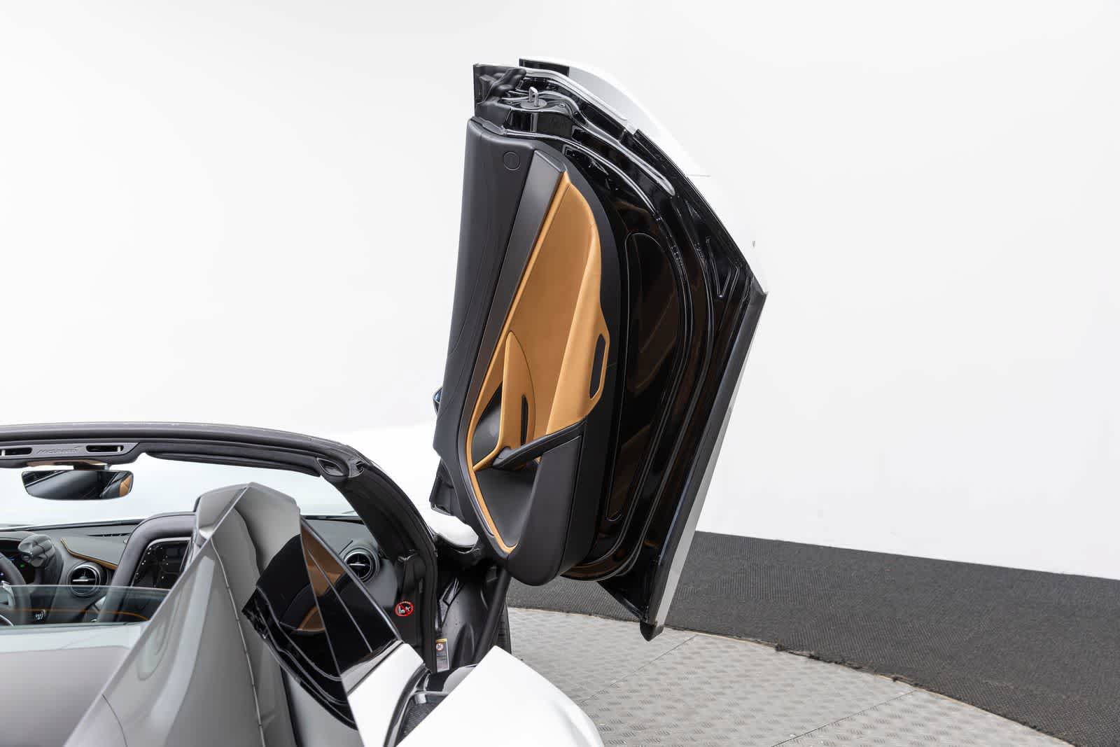 New 2027 McLaren 750S Spider photo 37
