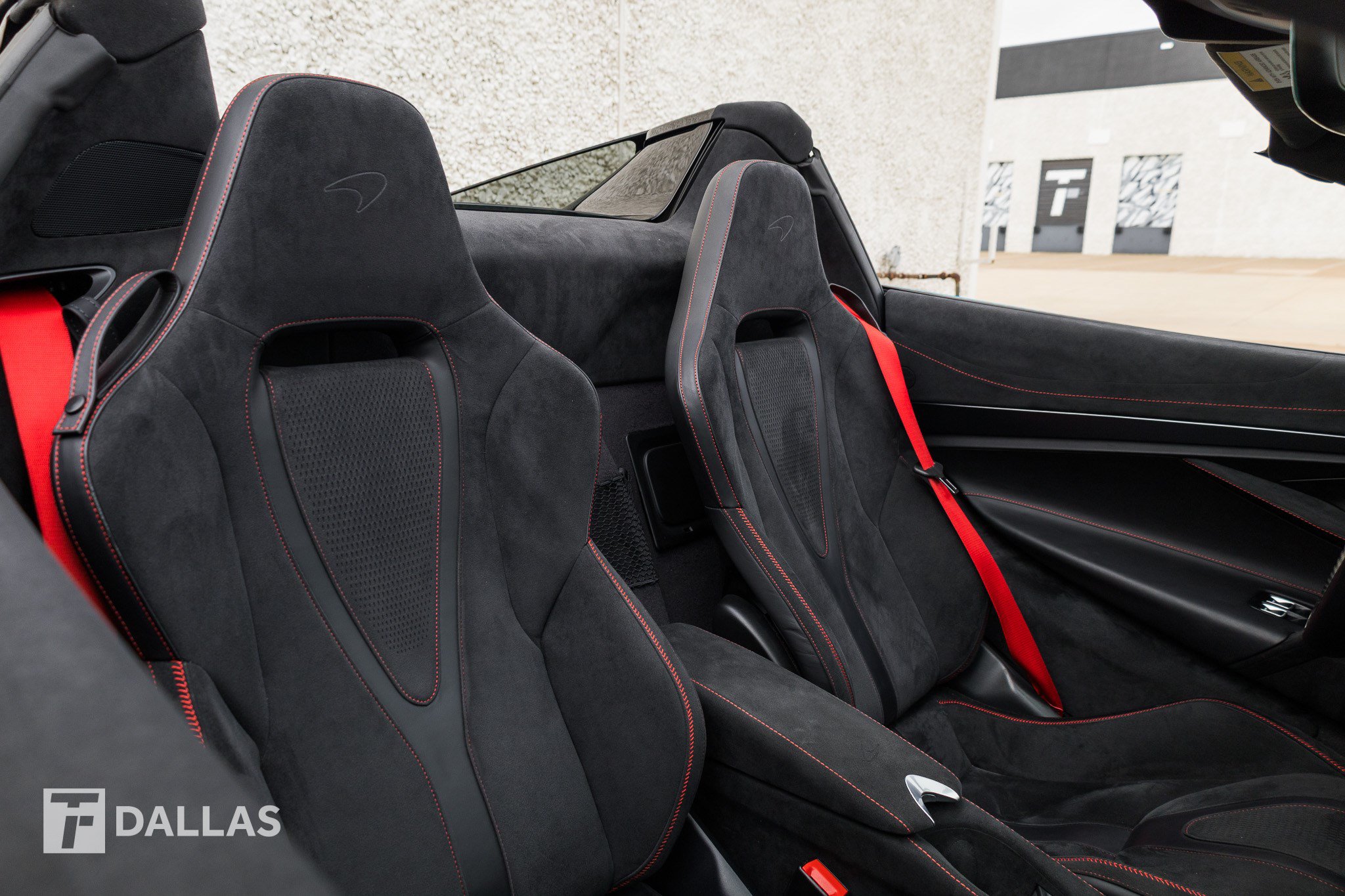 Used 2025 McLaren 750S Spider photo 38