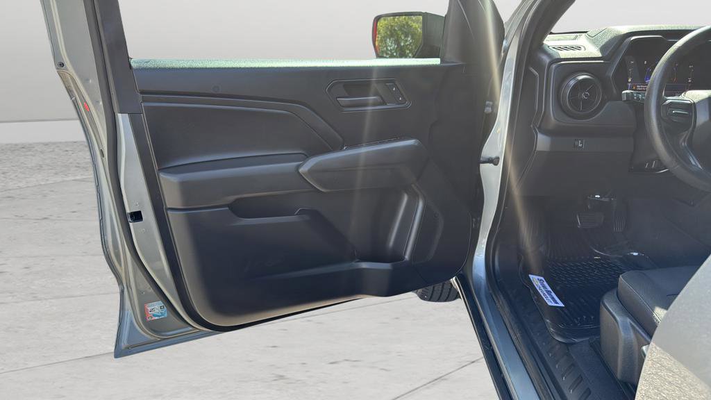 2023 Chevrolet Colorado W/T