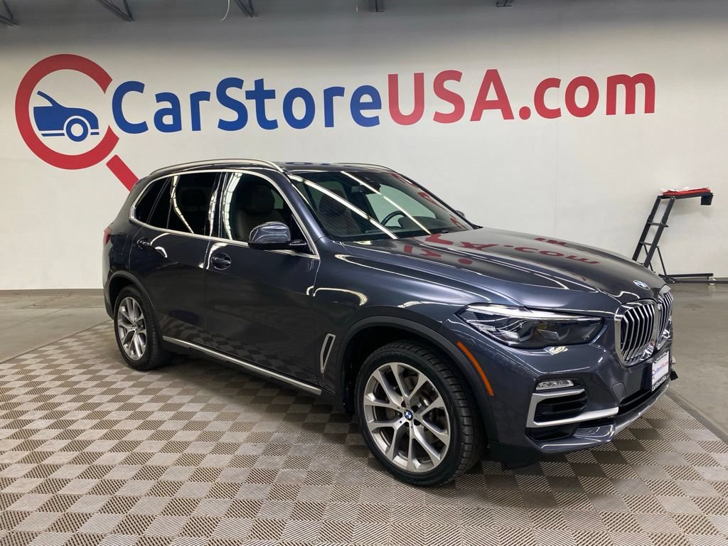 Used 2019 BMW X5 xDrive40i w/ Premium Package 2