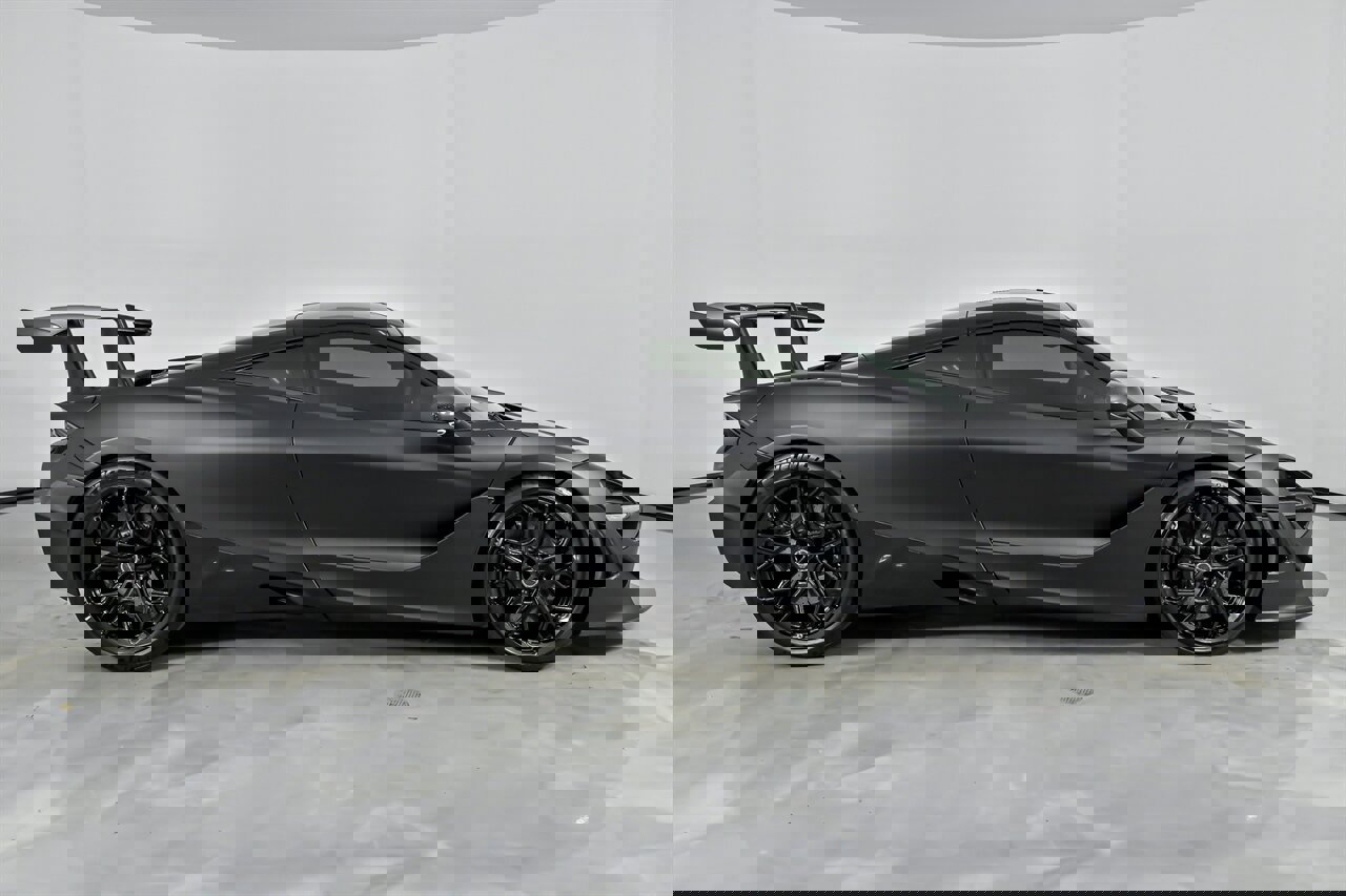 Used 2019 McLaren 720S photo 17