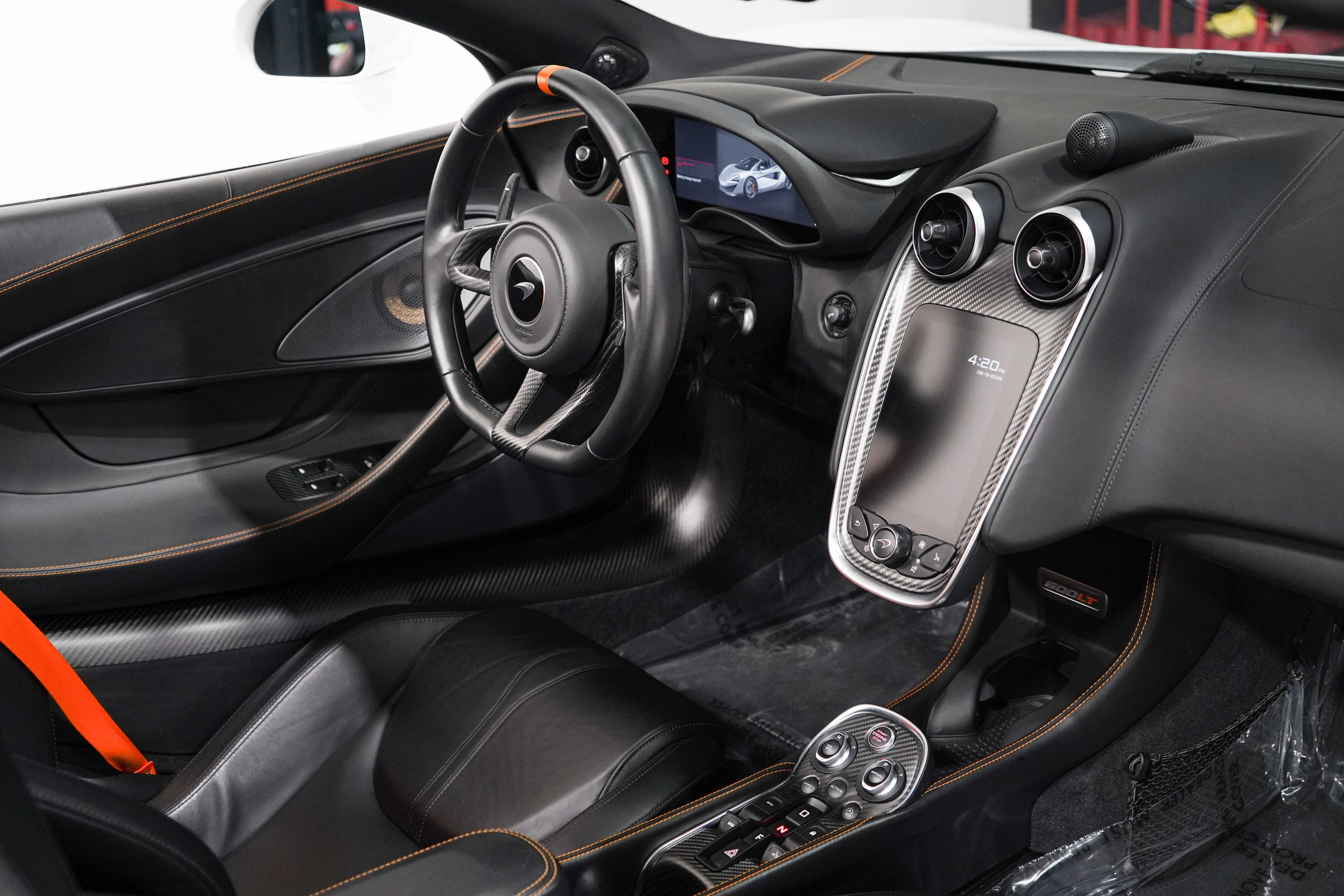 Used 2020 McLaren 600LT Spider photo 19