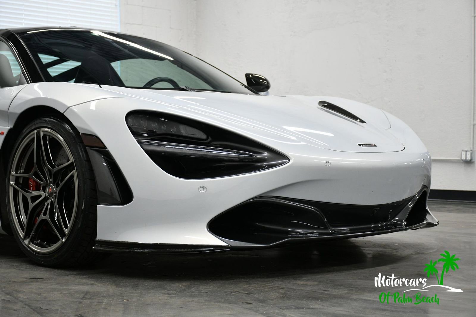 Used 2018 McLaren 720S photo 54