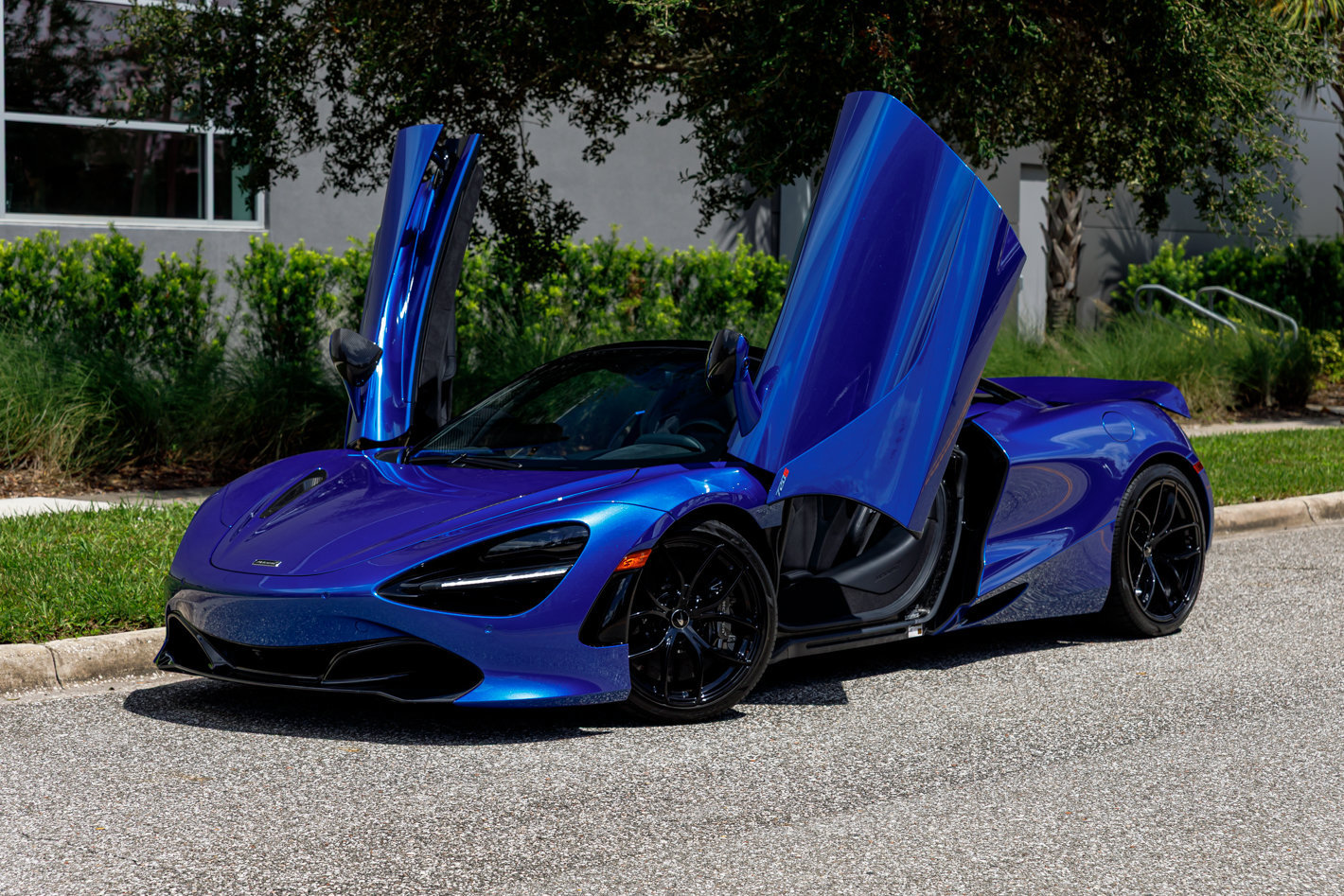 Used 2022 McLaren 720S Luxury photo 43