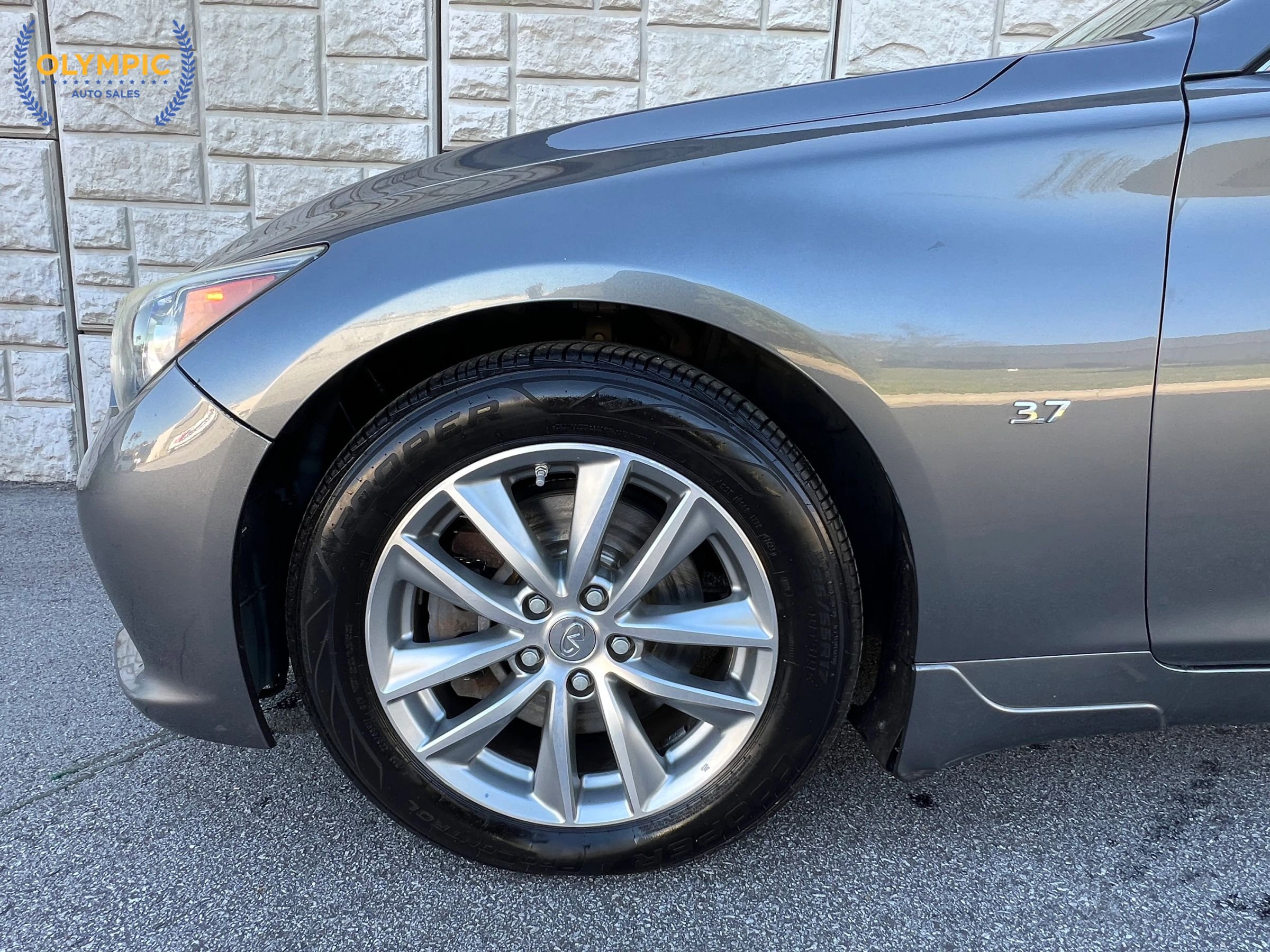 2014 INFINITI Q50 Premium