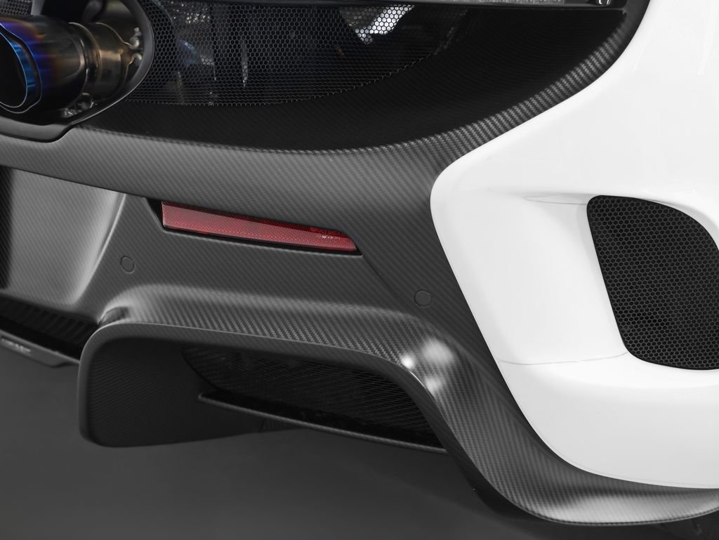 Used 2016 McLaren 675LT Spider photo 38