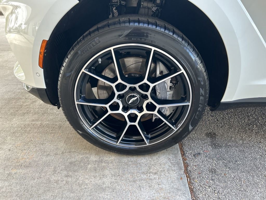 2021 Aston Martin DBX