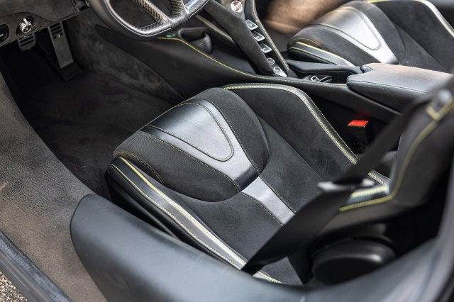 Used 2021 McLaren 720S Performance photo 36