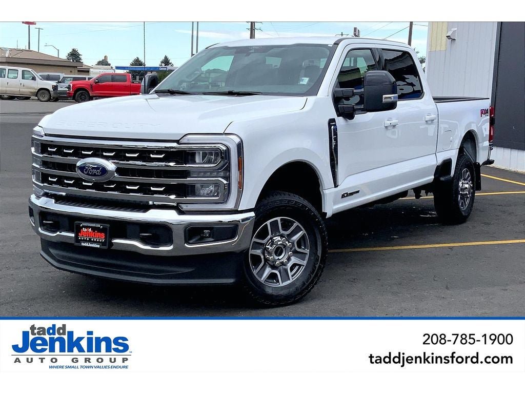 New 2026 Ford F350 Lariat w/ FX4 Off-Road Package