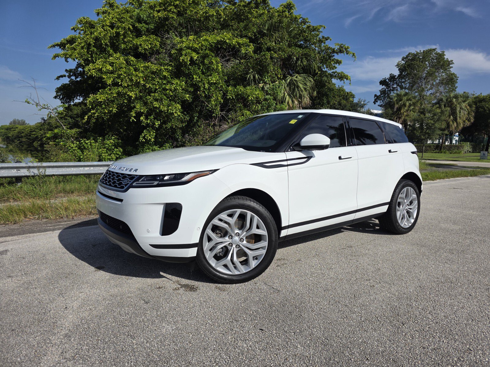 Certified 2023 Land Rover Range Rover Evoque SE