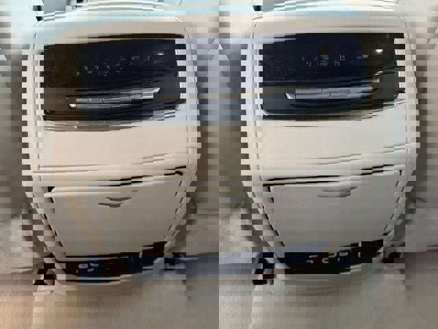 2022 Cadillac Escalade Premium Luxury Platinum