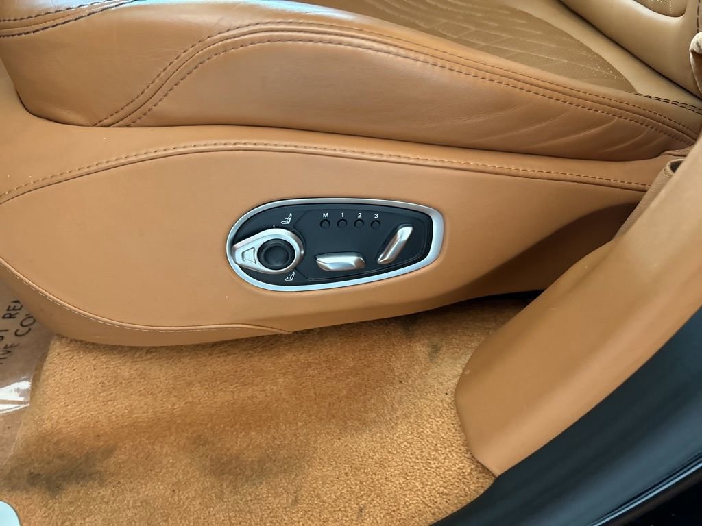 2023 Aston Martin DBX