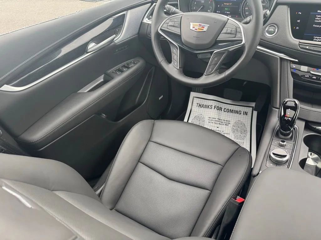 2026 Cadillac XT5 Premium Luxury