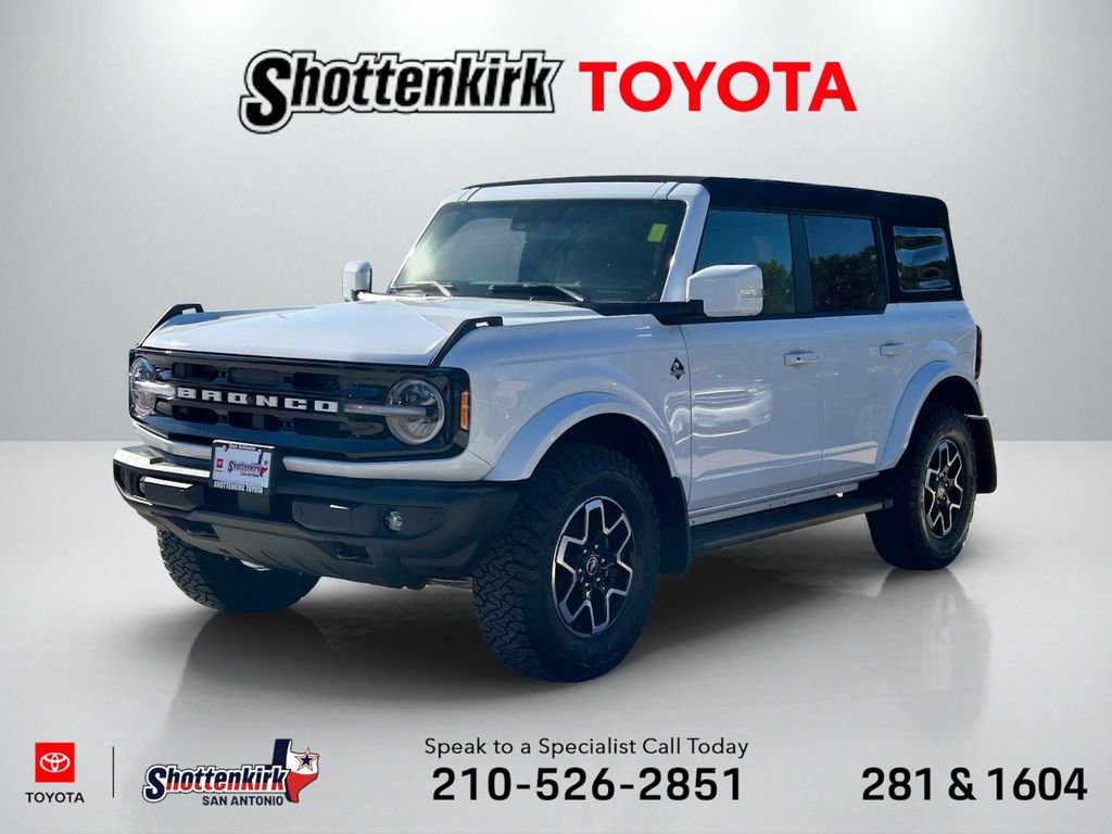 2024 Ford Bronco Outer Banks