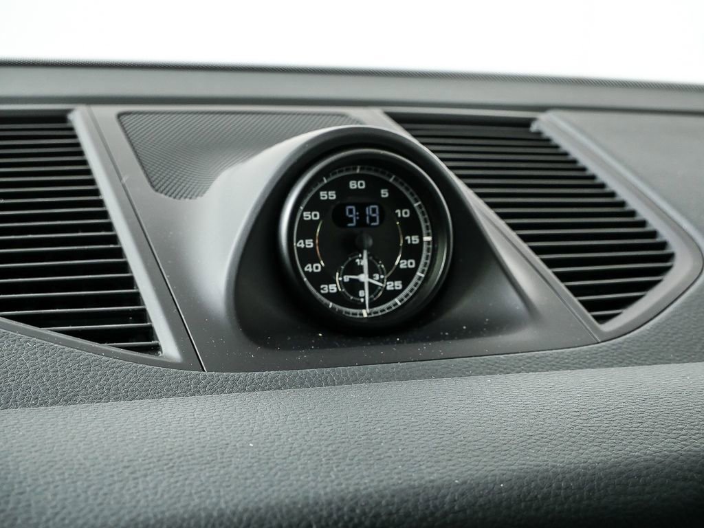 2023 Porsche Macan S