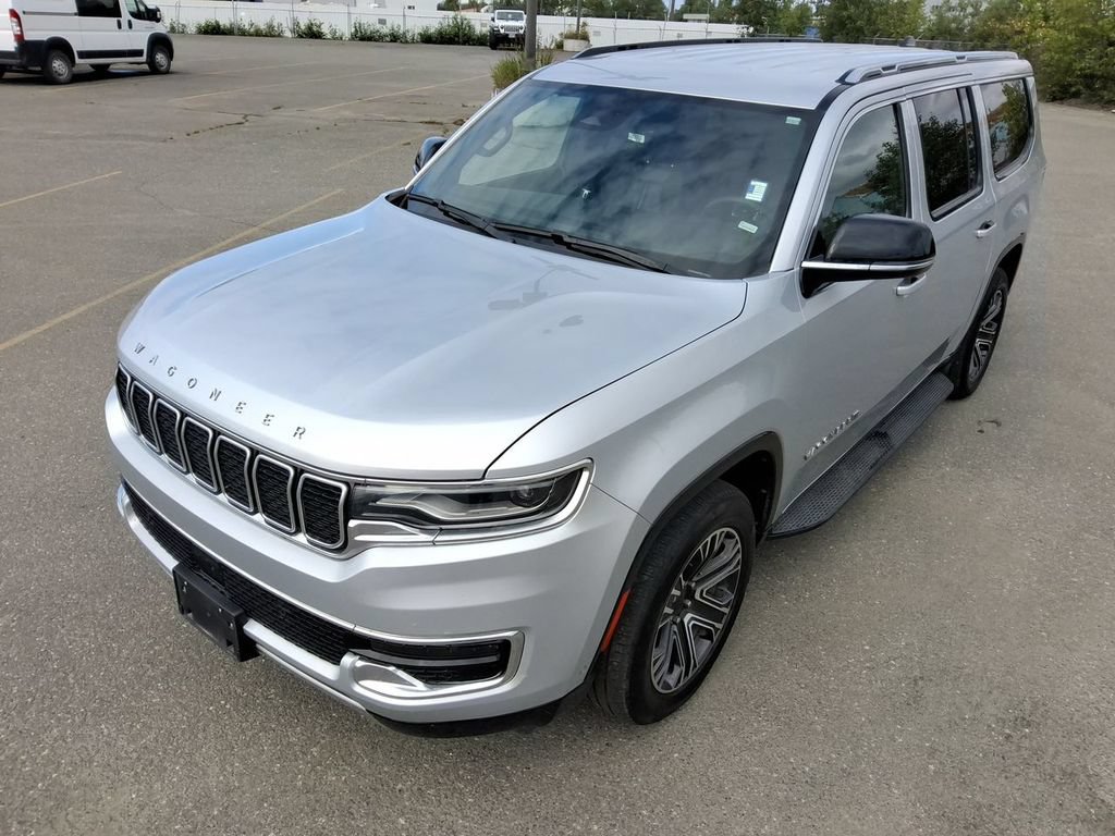 Certified 2024 Jeep Wagoneer L Series II w/ Flexible Seating Group