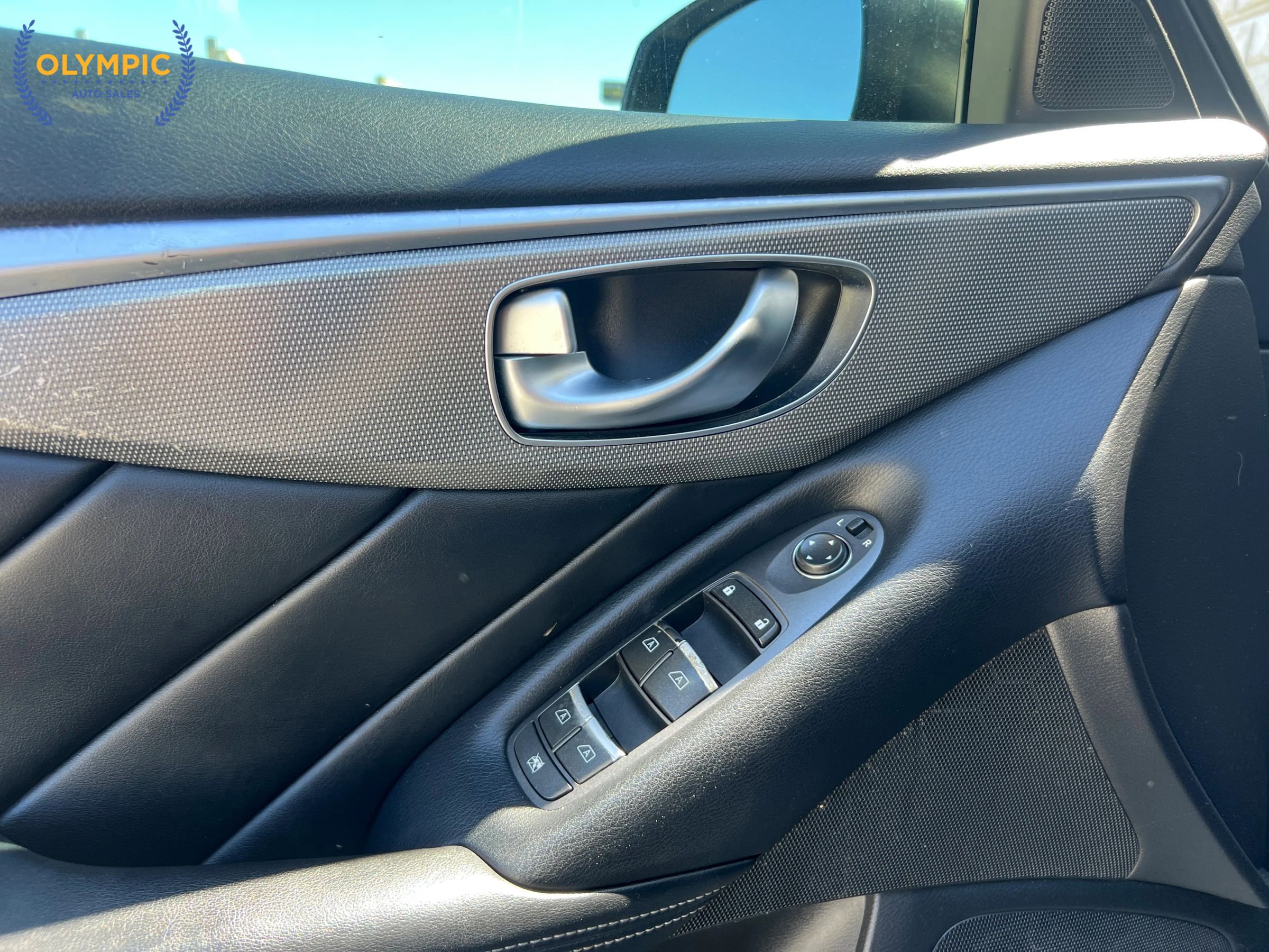 2014 INFINITI Q50 Premium