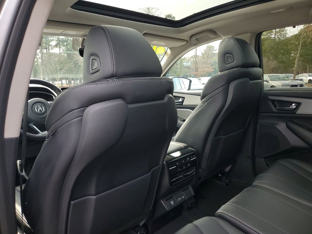 2023 Acura MDX SH-AWD w/ Technology Package