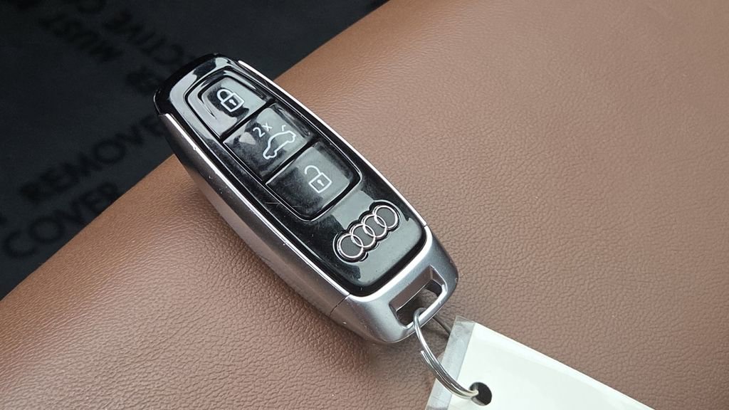 2022 Audi A6 Premium Plus