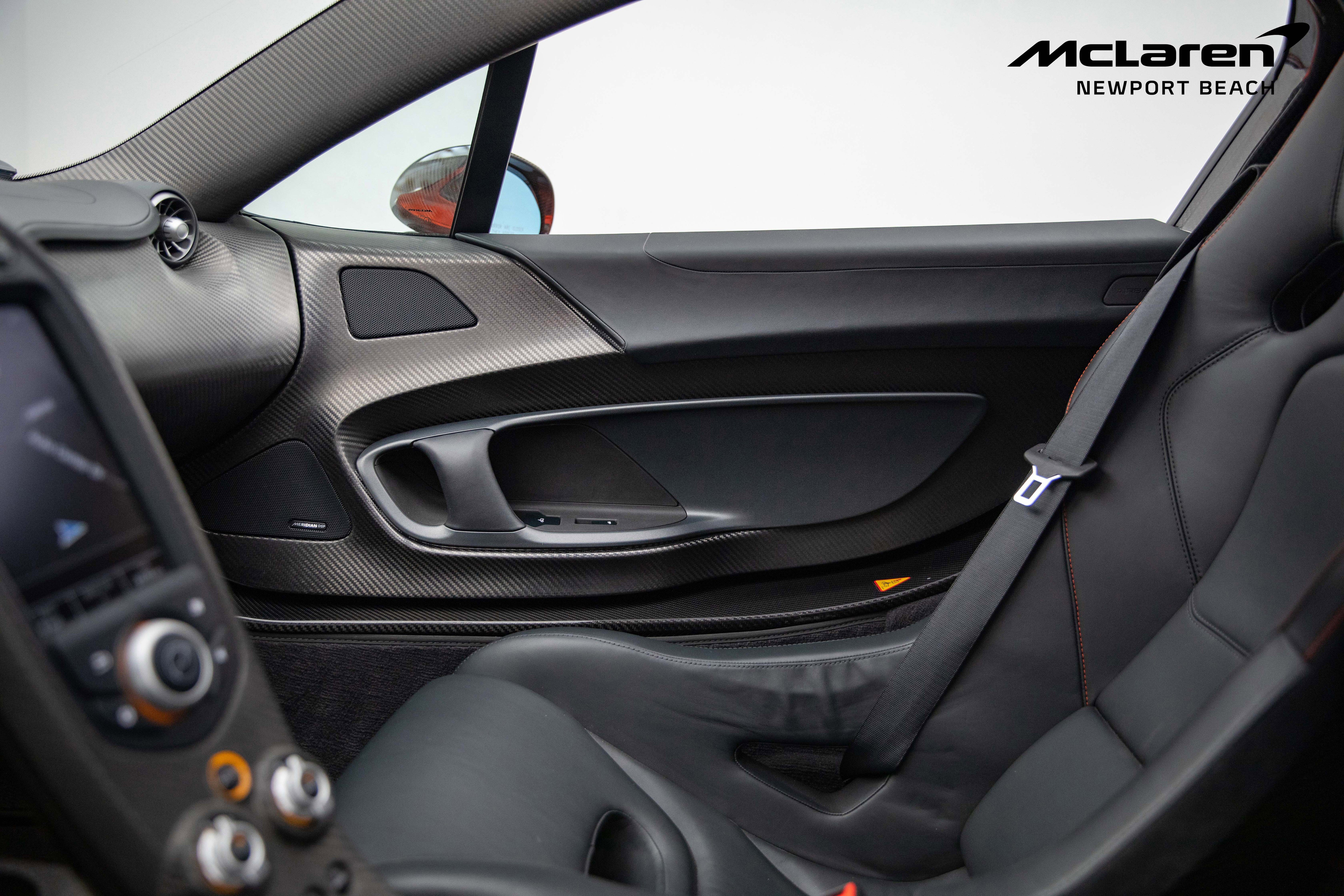 Used 2015 McLaren P1 photo 47