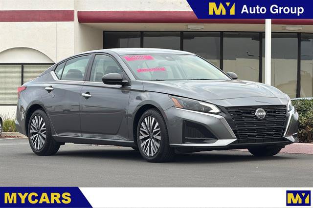 Used 2024 Nissan Altima 2.5 SV